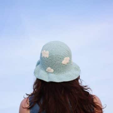 Head in the Clouds Hat English PDF Pattern